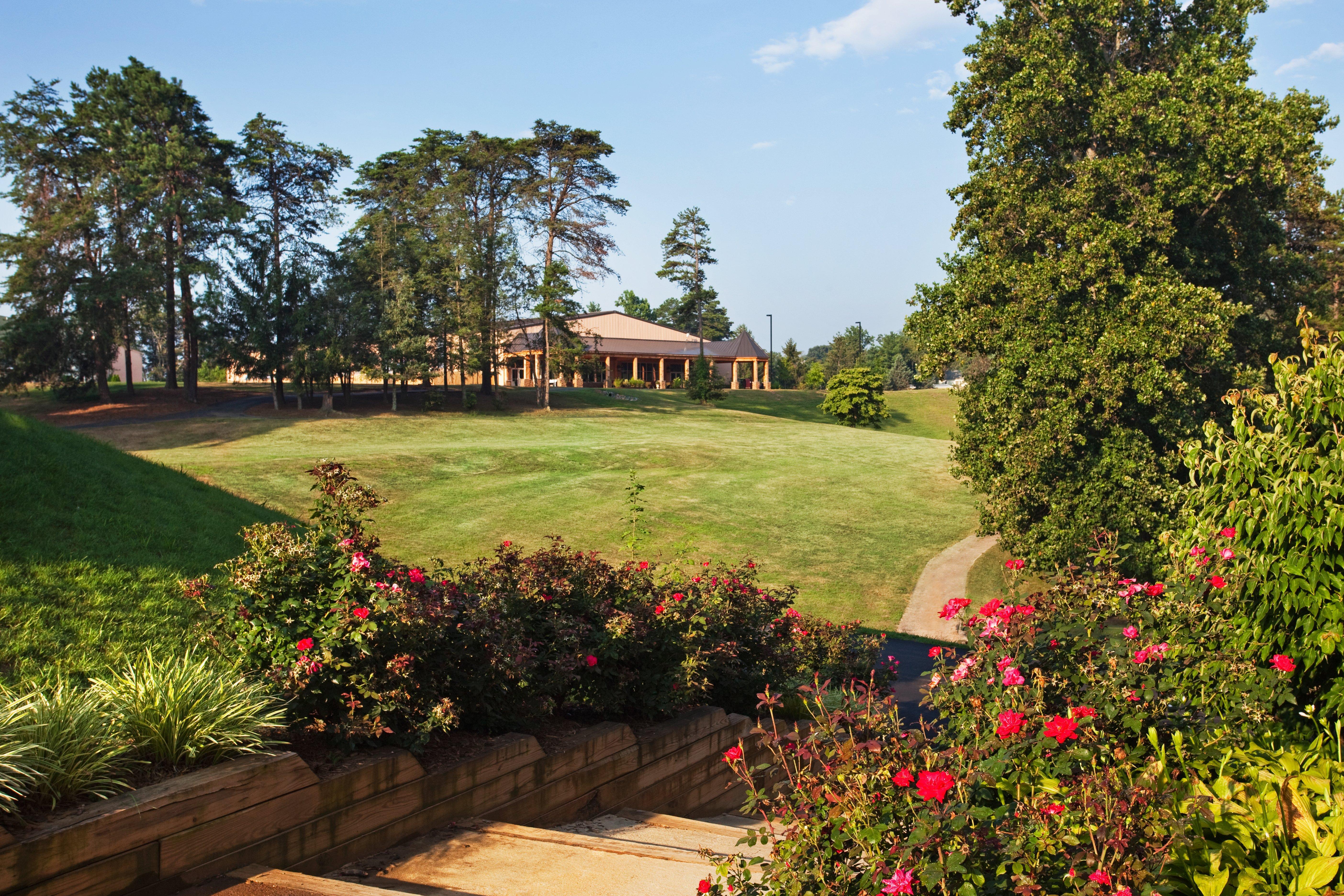 Crowne Plaza Resort Asheville, An Ihg Hotel Facilities photo